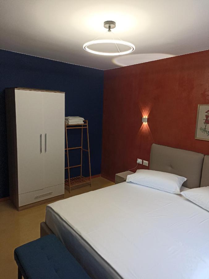 Oak Street Apartment Tirana Kültér fotó